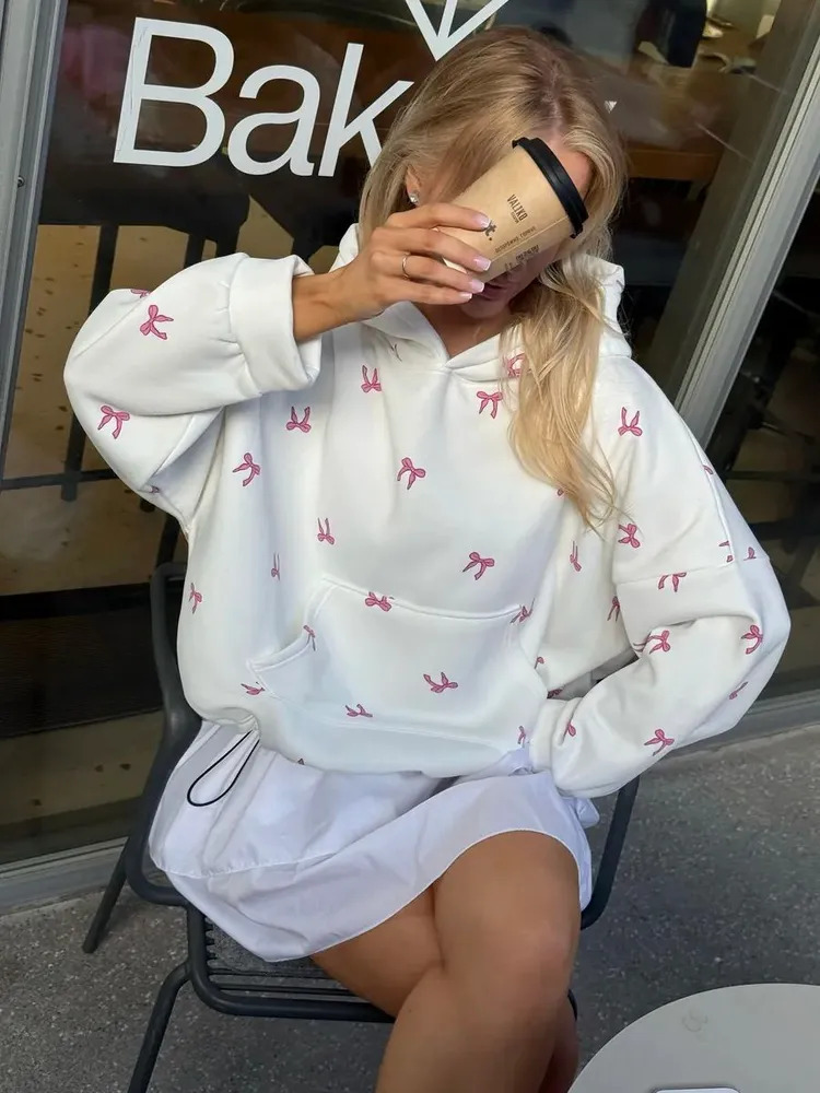 Vintage-Inspired Plus Size Blouse – Flowy Oversized Shirt With Sweet Cherry & Butterfly Print, Comfortable Polyester Top For Women_ecoleips.com