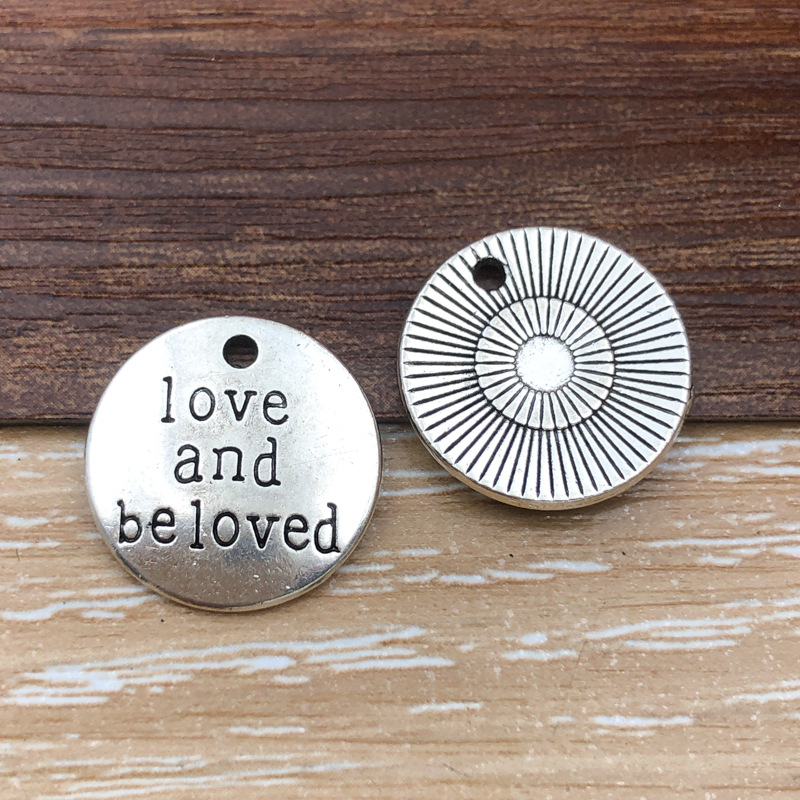 2490-Y-古银锌合金圆形loveandbeloved字母
