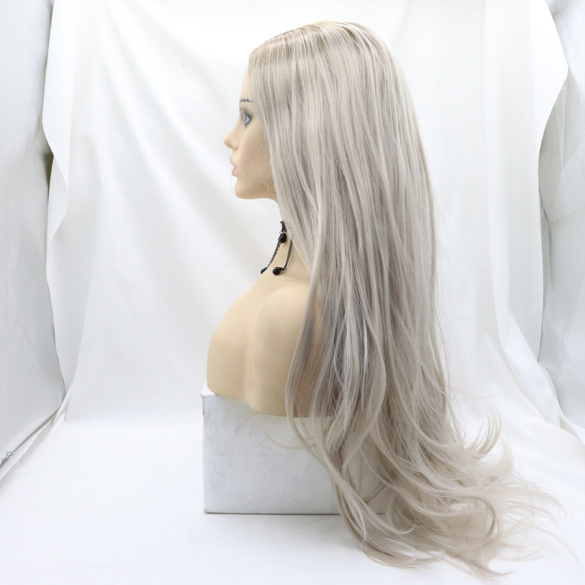 Europa y los Estados Unidos NEWLOOK frente de encaje moda nuevo cabello largo trenza larga pelucas transfronterizas Lace Frente Wigs