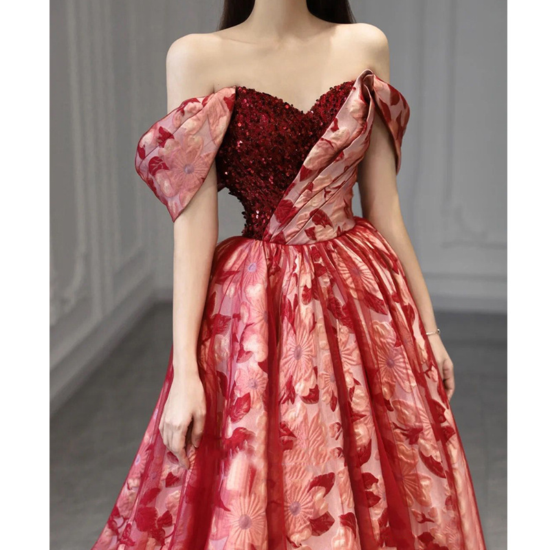One-Shoulder Toast Dress for the Bride, High-End New Spring Burgundy Engagement Dress, Elegant and Slimming for Women