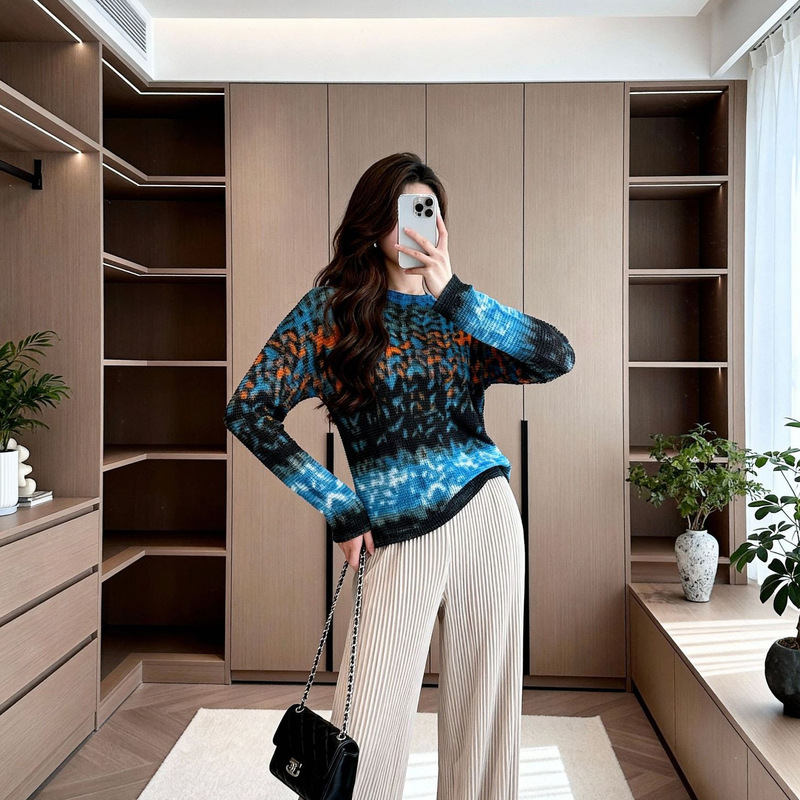 Printed T-Shirt with No-Button Fastening, Ruched Batwing Long Sleeves, Casual Versatile Loose Slimming Top for Women, Direct Supply from Miyake