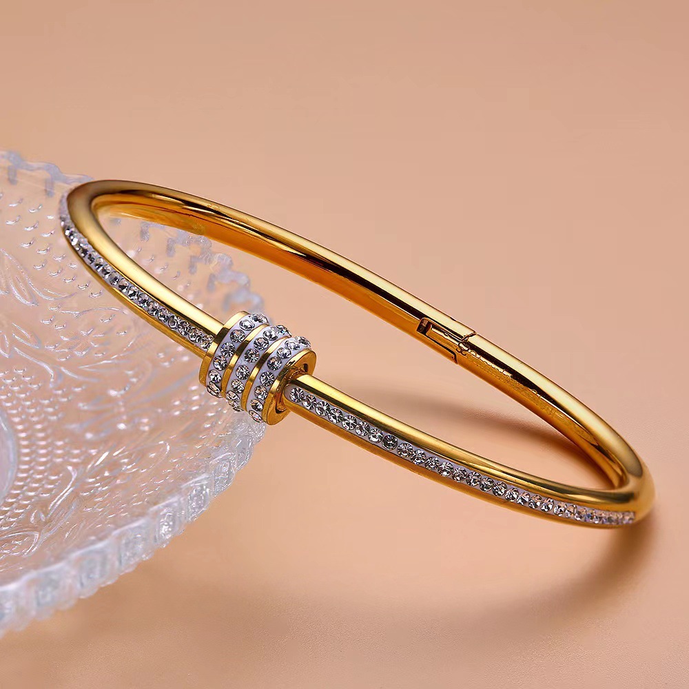 Holiday, Shopping Occasion 316 Stainless Steel Material PVD Coated Real Gold Plated Geometric Stainless Steel Retro Waterproof Non Tarnish Bangle