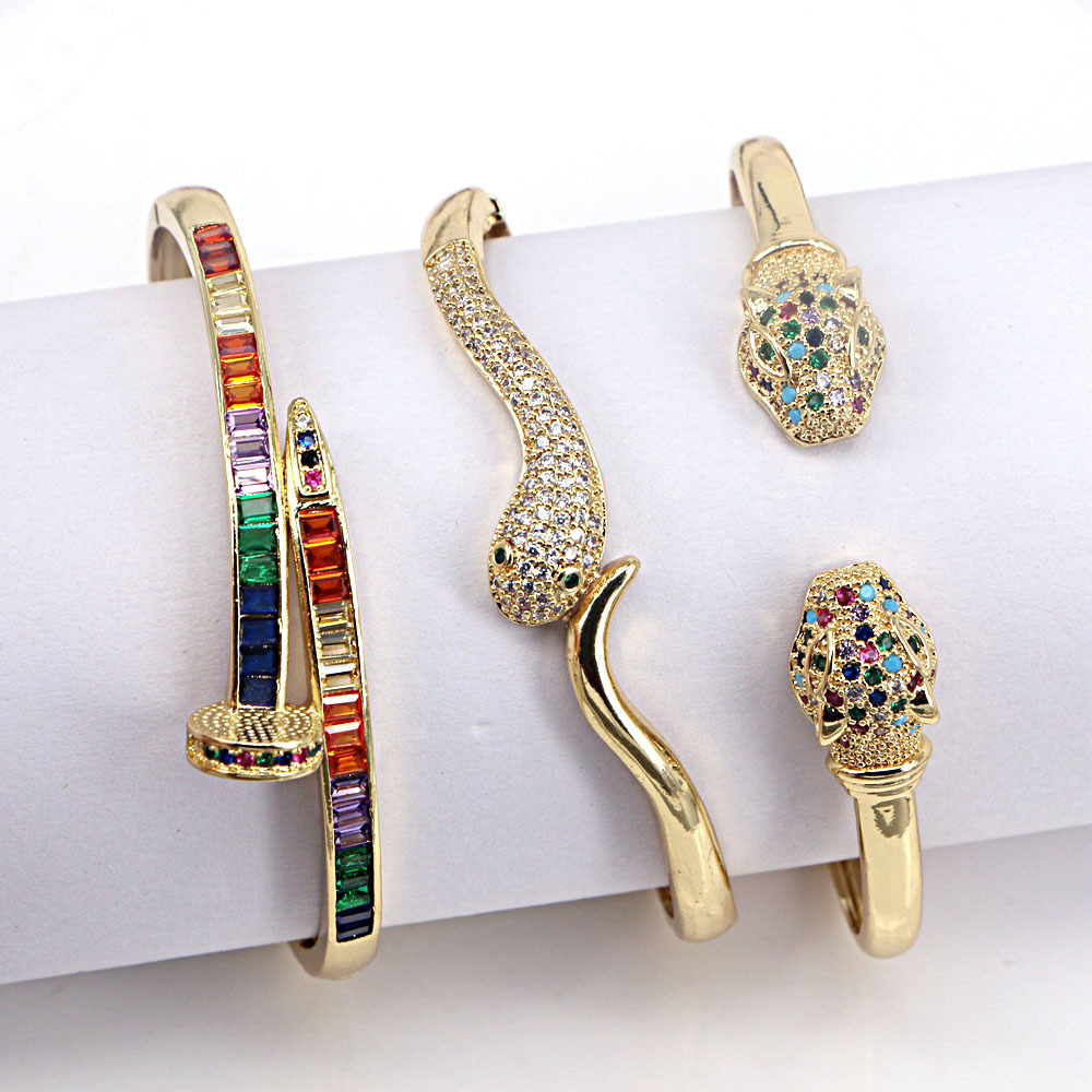 Copper 18k Gold Micro-inlaid Color Zircon Exaggerated Fashion Animal Head Open Bracelet display picture 5