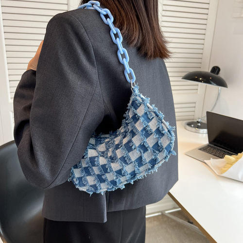 Small bag women's  summer new trendy simple casual texture baguette bag niche shoulder bag fashionable armpit bag