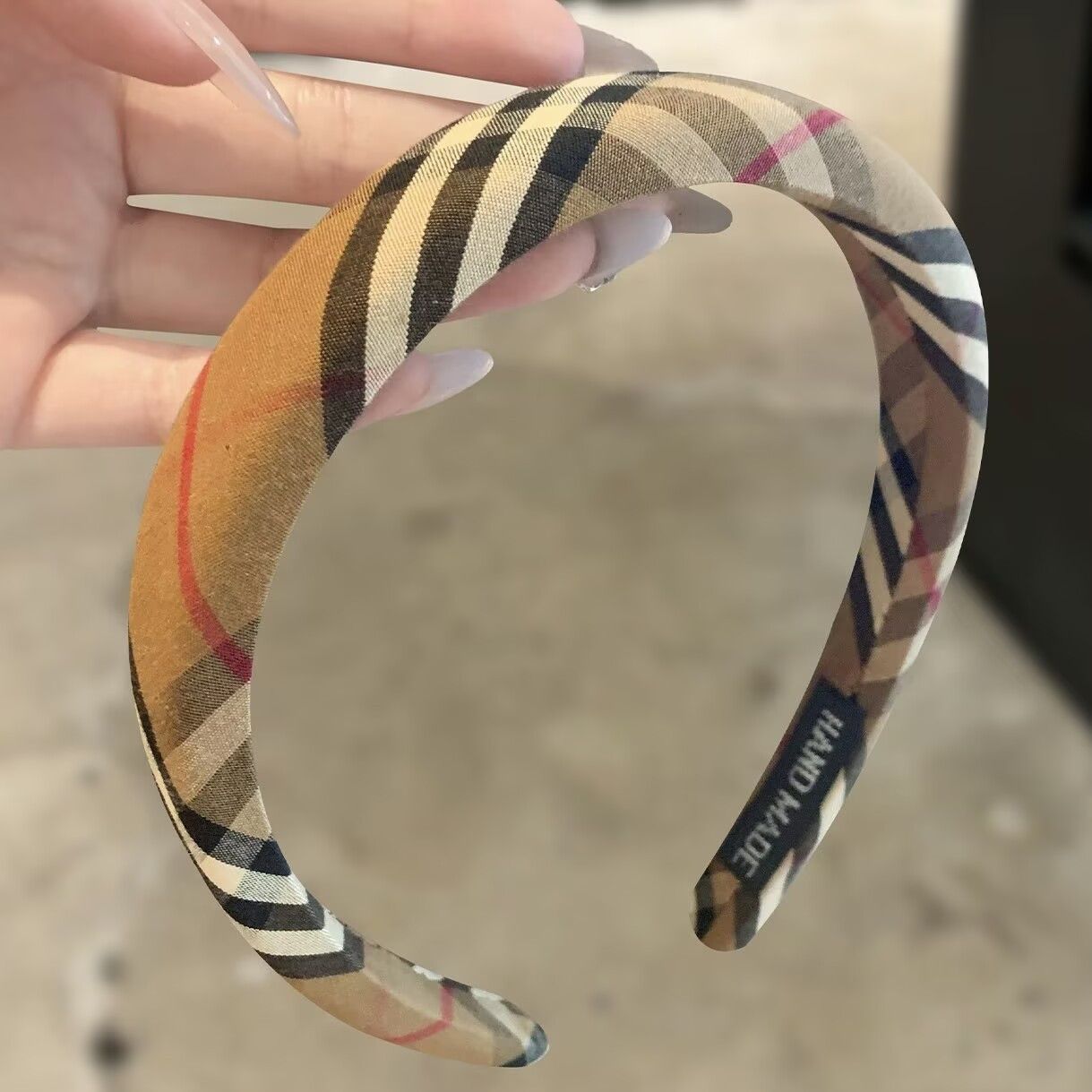 Diadema alta para mujer, nueva colección 2026, accesorio para el cabello estilo Chanel francés, elegante banda ancha para el cabello.