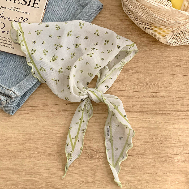 Bufanda de seda nuevo estilo protector para el cuello bufanda para el cuello pequeño y fresco pañuelo floral a cuadros cinturón para el cabello para atar el cabello bufanda triangular multiusos para atar la cintura
