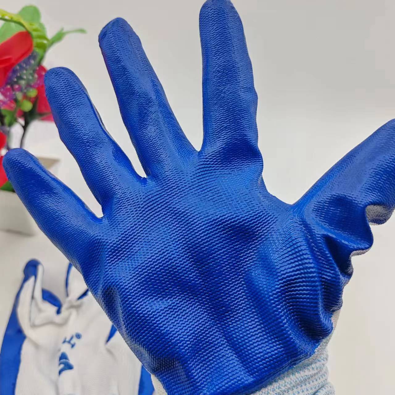 批发劳保手套丁腈耐磨防滑浸胶丁青手套白纱蓝涂胶浸胶手套