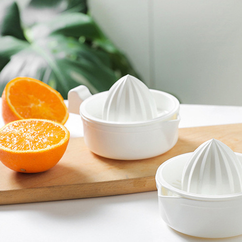 Manual Juicer Wholesale Plastic Multi-functional Portable Kitchen Home Use Mini Watermelon Juice Orange Juice Lemon Juicer