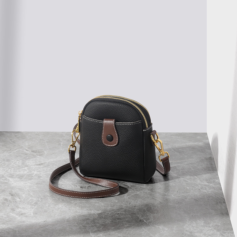 Women's mobile phone bag, 2026 new style crossbody bag, waist bag, versatile and high-end mini crossbody bag.