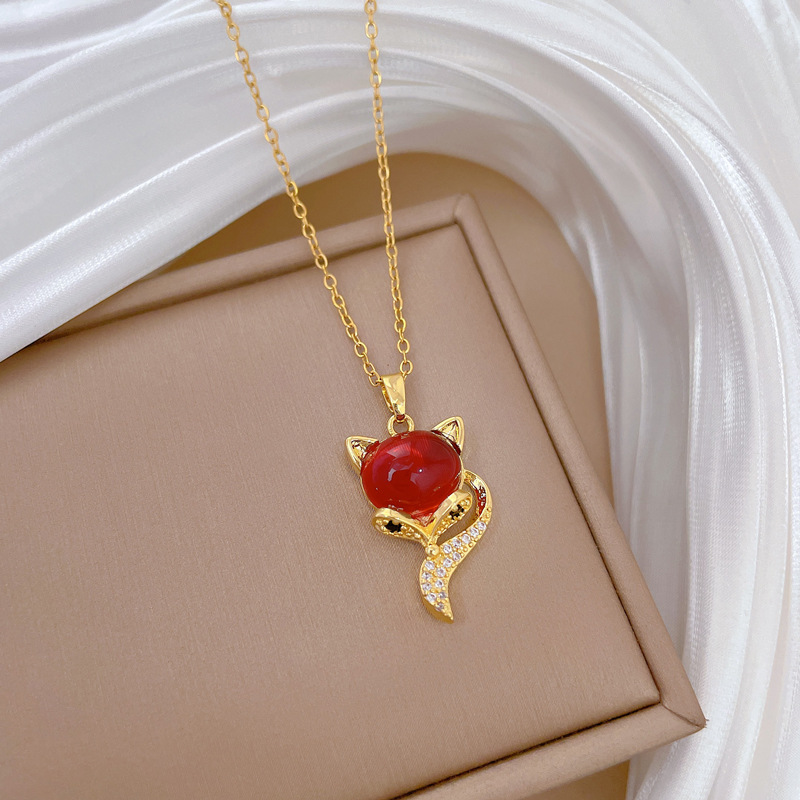 Luxe vos ketting met kristallen voor dames van titanium_voghion.com