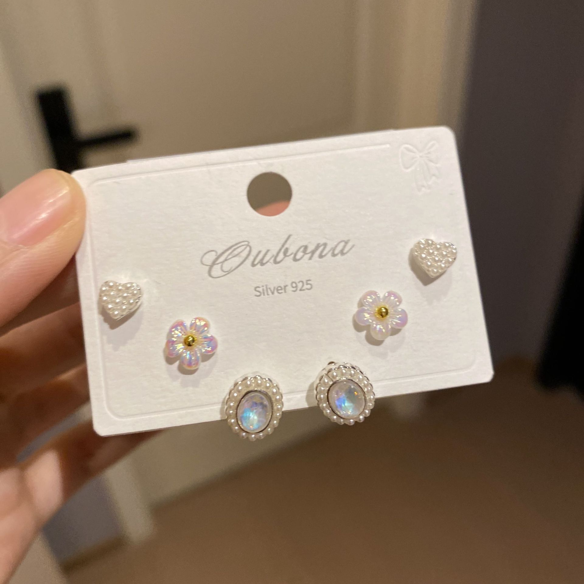 Pendientes redondos de color de aguja de plata Pendientes frescos y dulces Pendientes de todo fósforo de moda simple para mujer