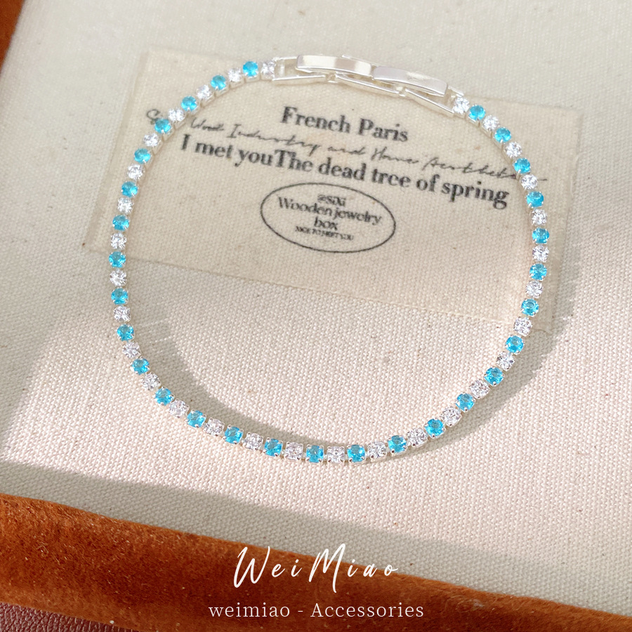 Pulsera de hebilla rectangular de piedra de silicio ligera de lujo nicho de alta sensación pulsera simple temperamento elegante alta sensación joyería