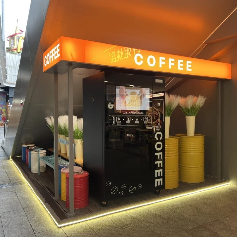 Máquina expendedora de café comercial de alta gama, café recién molido de autoservicio las 24 horas, caída automática de tazas y tapón, hielo continuo