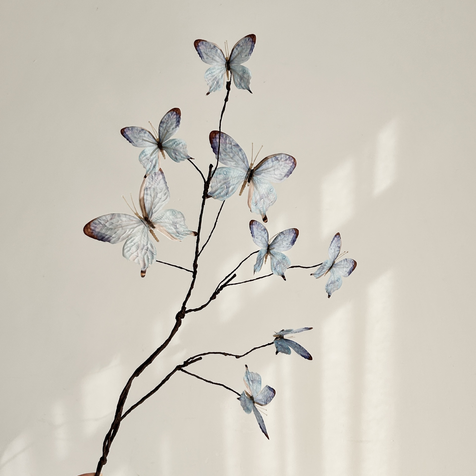 Jardín de Monet mariposas de ramas secas flores de simulación de libros rojos ventanas creativas decoraciones de flores para el hogar accesorios de fotografía decoración