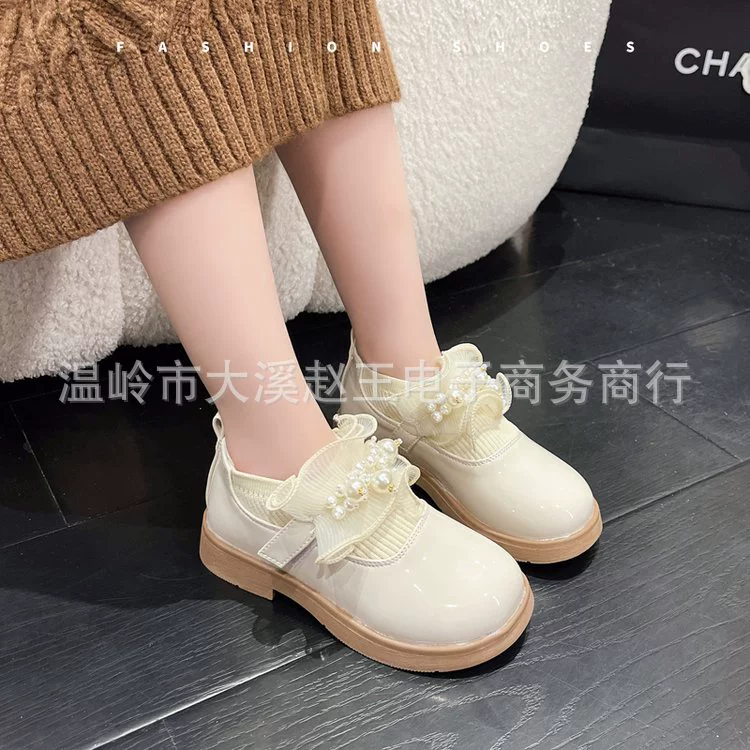 Новые осенне-зимние производители выпускают низкую обувь Princess с круглым носком и плоским каблуком, износостойкую дышащую женскую обувь, модную обувь