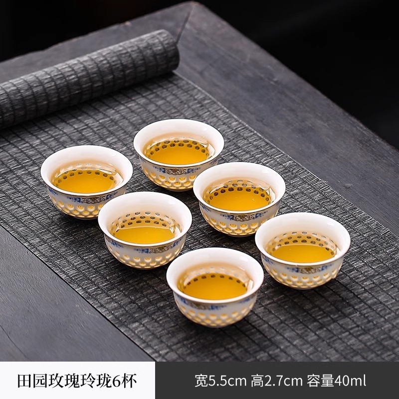 목가적인 장미 절묘한 6컵