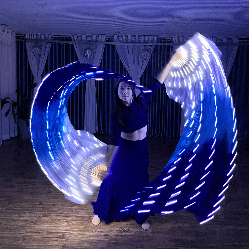 Nuevo LED luminoso ventilador blanco y azul gradiente tela de seda danza apoyos suave alambre luz carga etapa rendimiento