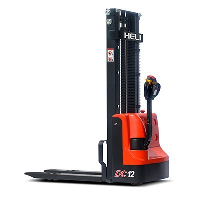 合力1-2吨半电动托盘堆垛车热销中