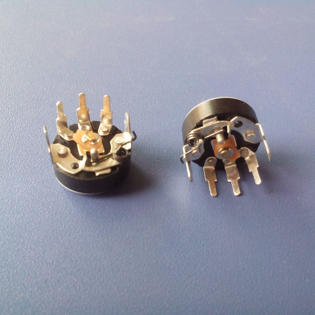 反插脚带开关电位器收音机专用调光调速微调R12MM电位器