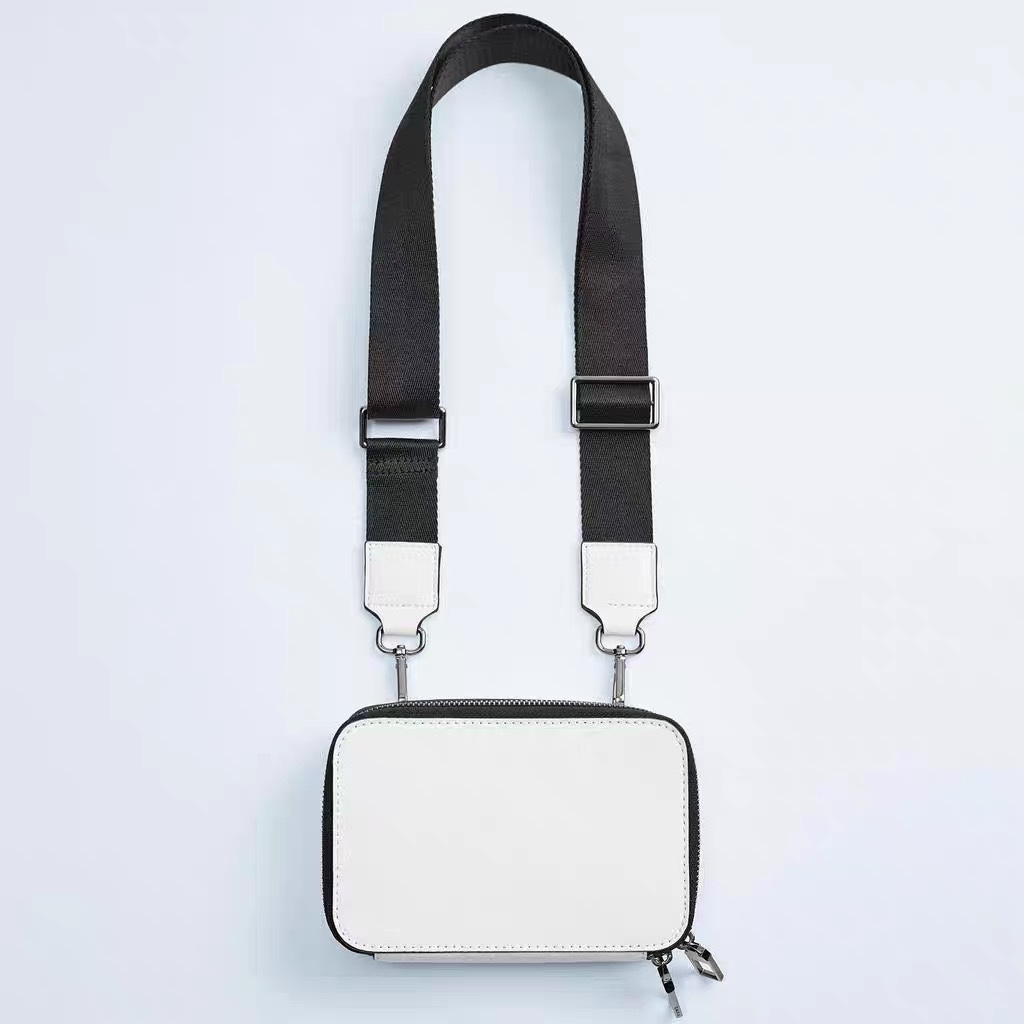 Men's Medium Pu Leather Solid Color Vintage Style Classic Style Square Zipper Fanny Pack display picture 7