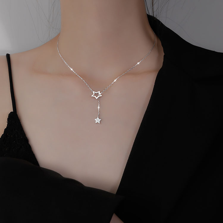 Quastenstern-Halskette für Damen, trendiges, schlichtes und einzigartiges Design mit funkelnden Diamanten in Aussparungen, Schlüsselbeinkette, Hals_voghion.com