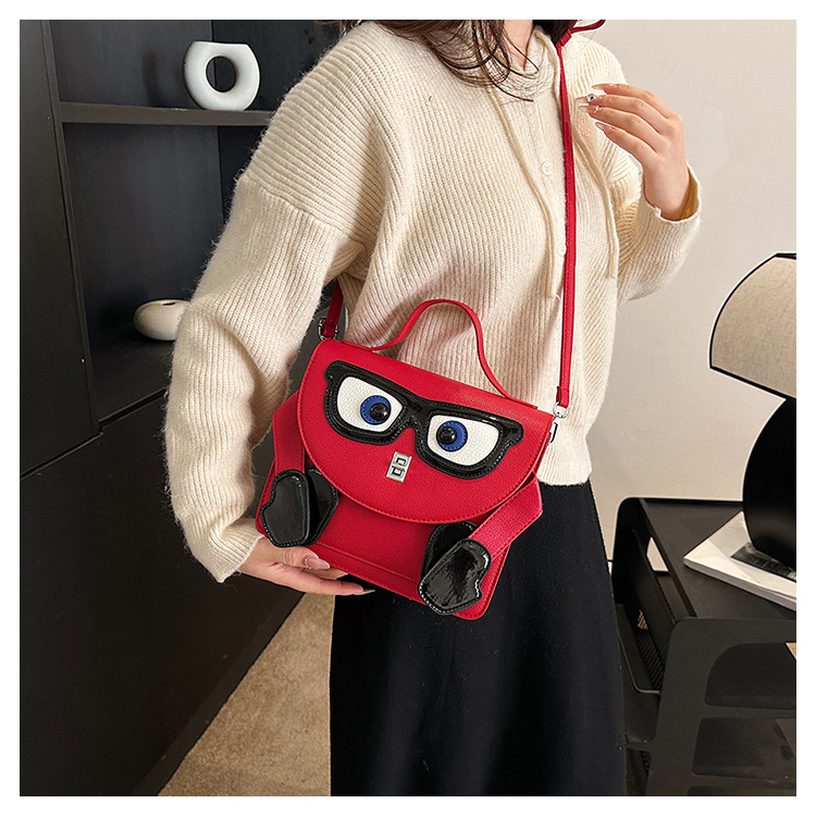 Women's Small Pu Leather Cartoon Character Streetwear Lock Clasp Crossbody Bag display picture 3