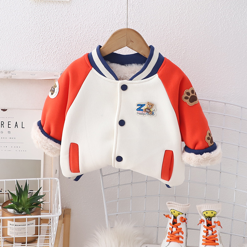 2023 Herbst/Winter Jungen Baseballanzug mit warmer Kleidung für Mädchen Winter Einteiliger Plüsch Baby Lamm Fleece Mantel_voghion.com