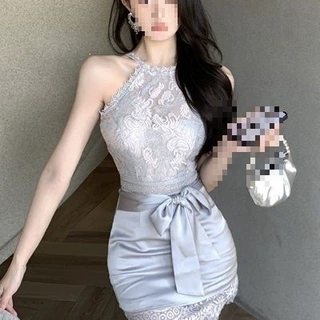 法式气质蕾丝无袖拼接挂脖连衣裙女夏纯欲性感收腰显瘦包臀短裙子