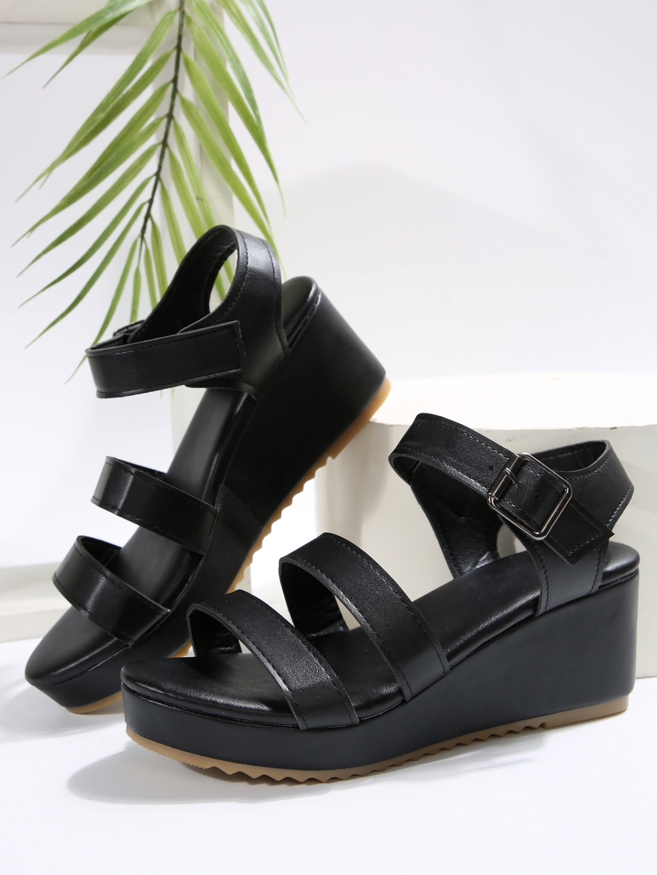 Women's Wedge Sandals Platform Open Toe Buckle Roman Heeled Sandals_voghion.com