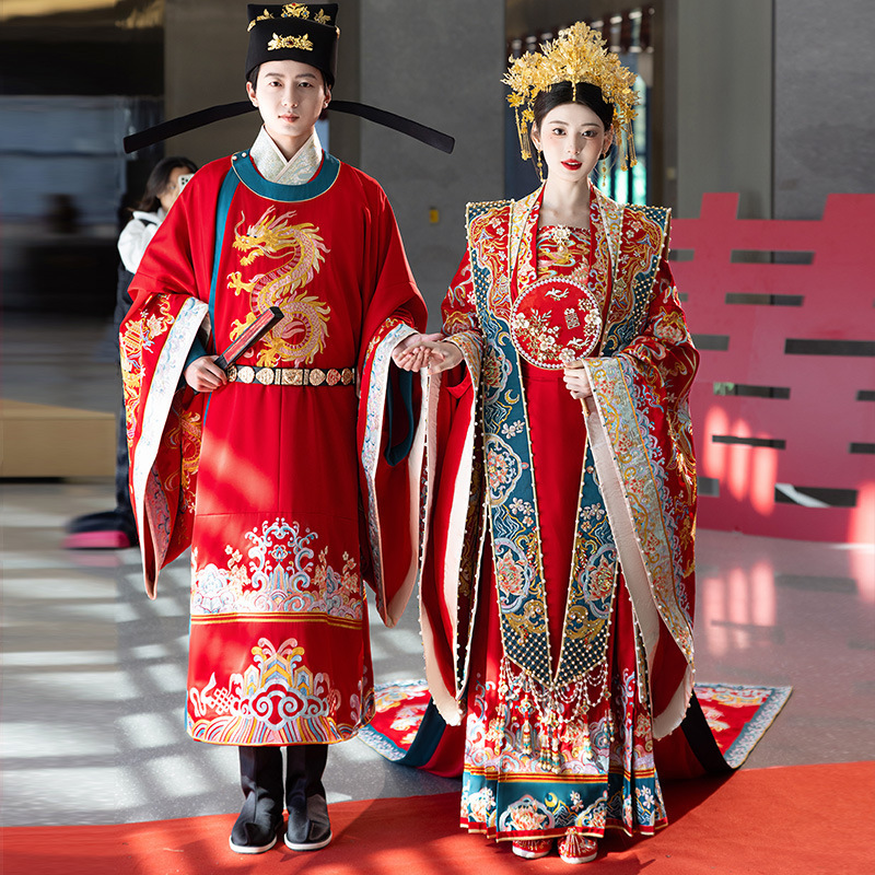 2026 New Style Song Dynasty Hanfu Wedding Attire, Full Set of Large Size Bridal Chinese-Style Wedding Dress and Gown for the Bride