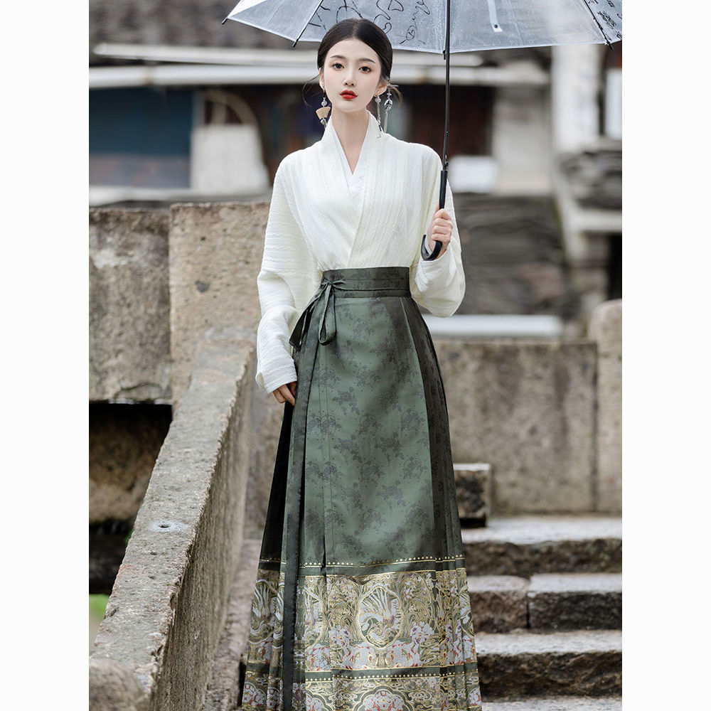 New Chinese Style Improved suit Hanfu Women's Chinese Style Autumn and Winter New Style Daily Horse Face Skirt Full Set