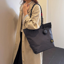 大容量包包女2025新款时尚格子单肩购物袋爆款休闲轻便通勤手提包