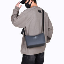 2025跨境外贸新款潮流休闲百搭斜挎包时尚男士单肩包防水尼龙布包