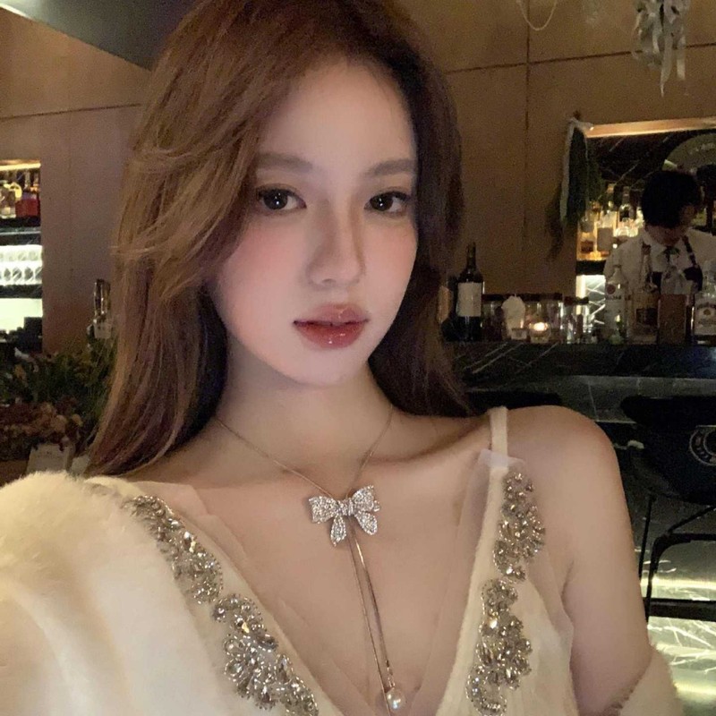 欧美跨境时尚毛衣链女高级感长项链轻奢个性百搭秋冬流苏珍珠项链|undefined