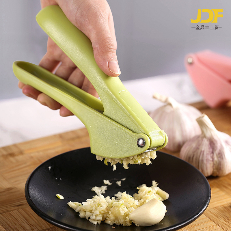 Manufacturer's Ready-Made Garlic Grinder, Ginger Grinder, Garlic Pounder, Kitchen Gadget, Stainless Steel Manual Garlic Press, Plastic Model