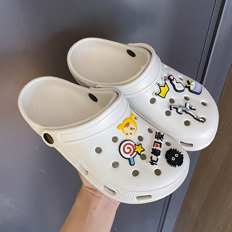Cartoon Internet Celebrity Couple Style Nurse Beach Clogs for Women, Suitable for Summer Outdoor Wear, Ballet Girl Clogs