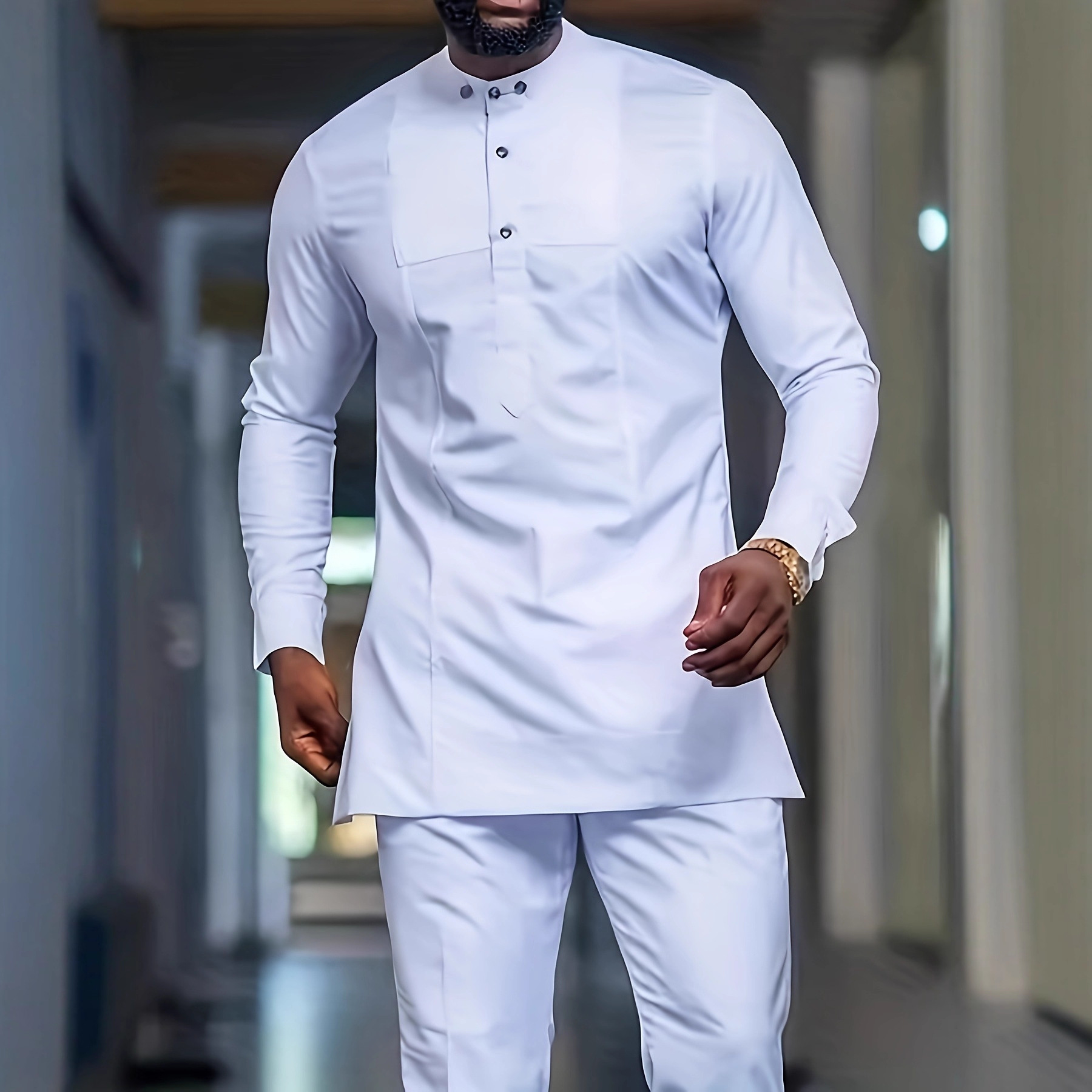 Ensemble vestimentaire pour homme d'inspiration modeste – Chemise élégante à boutons de style ethnique avec broderie traditionnelle, à la fois sobre et stylée pour les occasions spéciales_voghion.com
