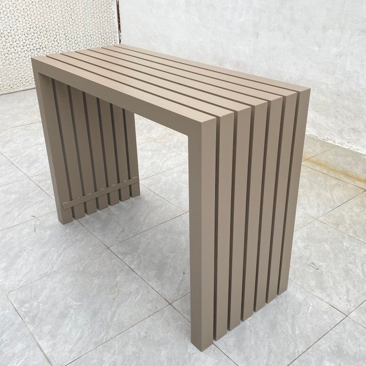 C 스타일 바 카운터