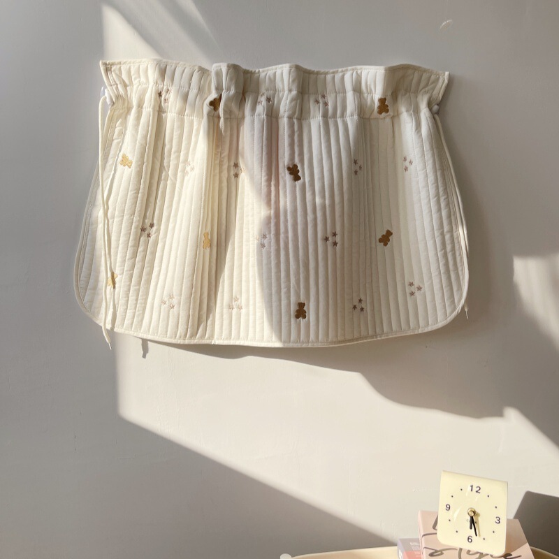 Embroidered car sunshade curtain thickened quilted cartoon light blocking car curtain sunscreen curtain suction cup installation slidable privacy curtain