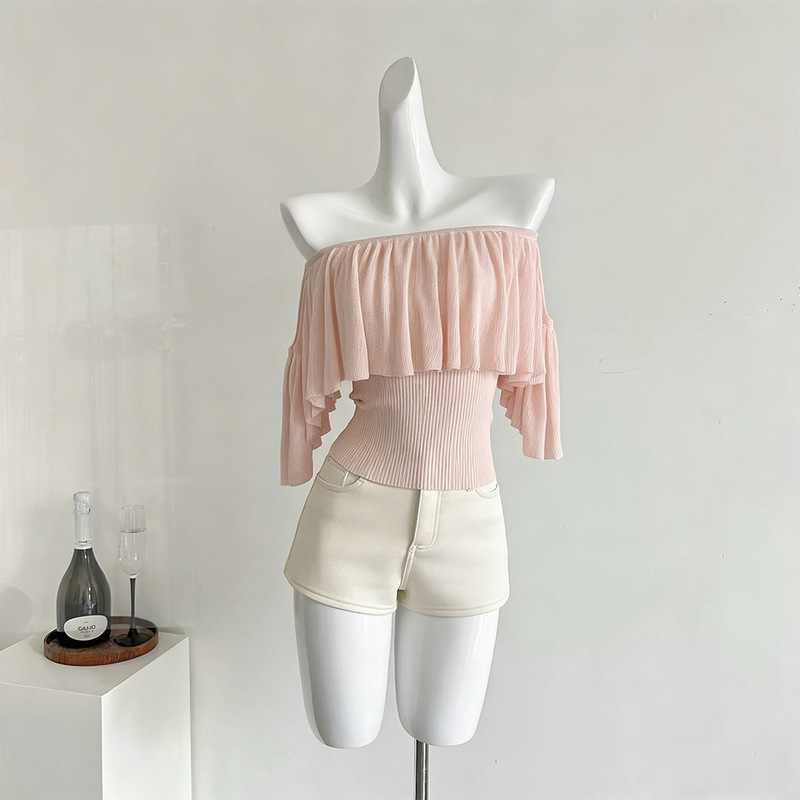 Korean-Style Gentle Pink Ruffled Off-Shoulder Knit Top for Women, New Spring Slim-Fit Shorts Set