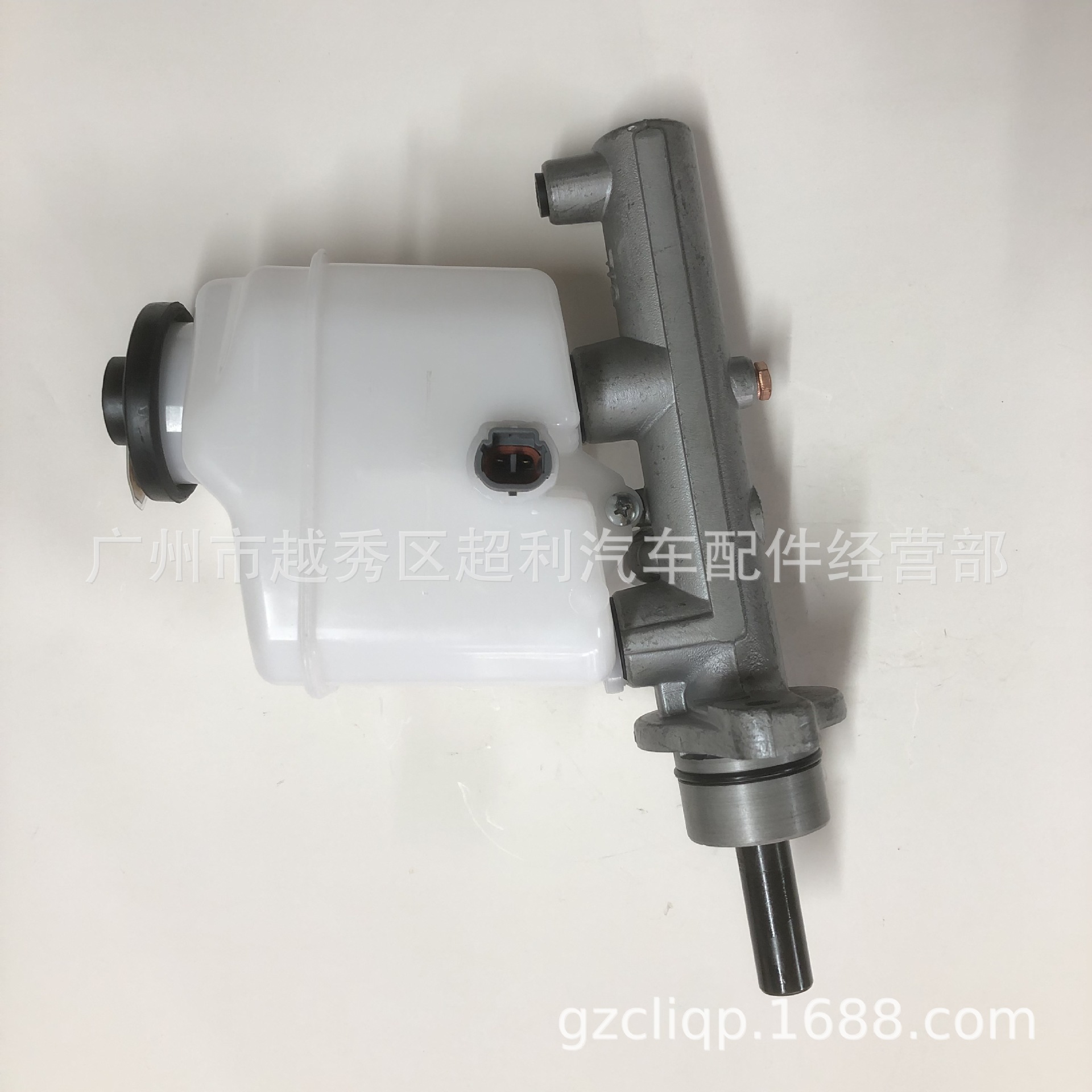 Applicable 47201-33360 47201-06151 ACV30 ACV36 Camry 2.4 brake master cylinder