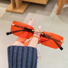 跨境新款女时尚海洋片小框眼镜厂家批发金属无框切边方框太阳眼镜