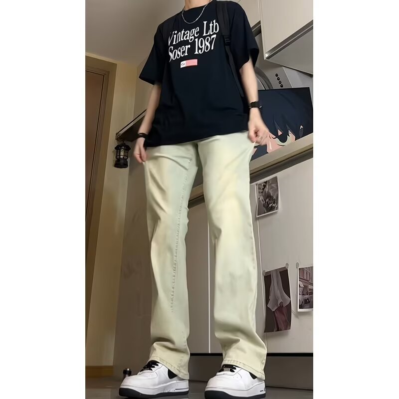 노란 진흙 색깔