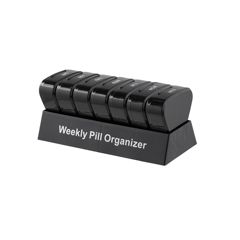 18*8.3*2cm; 검은 색