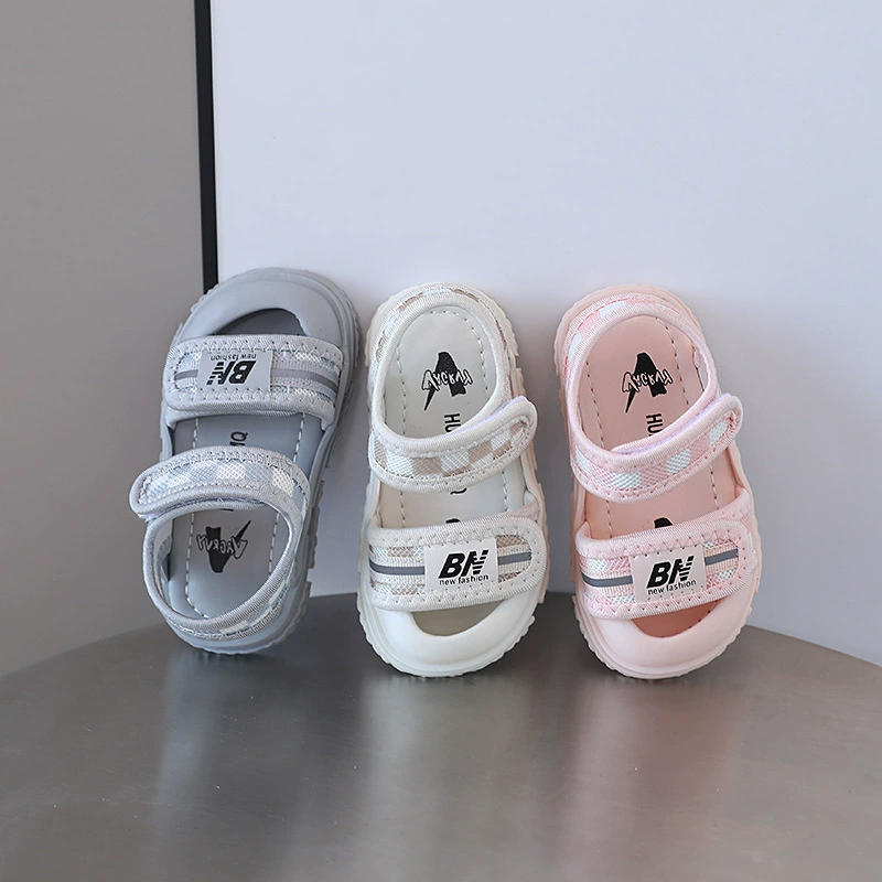 Поколение женских малышей, летняя новая пляжная обувь на мягкой подошве, мужские детские спортивные сандалии, дышащая детская обувь Baotou