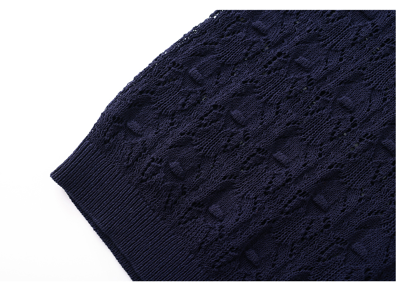 Áo thun nữ cổ tròn tay ngắn dệt kim hoa nổi — màu xanh navy chi tiết 25