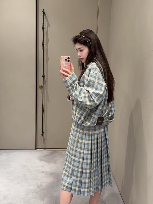 高品质~2025早秋新裤格纹褶皱夹克外套女复古百褶长袖上衣时尚女|undefined