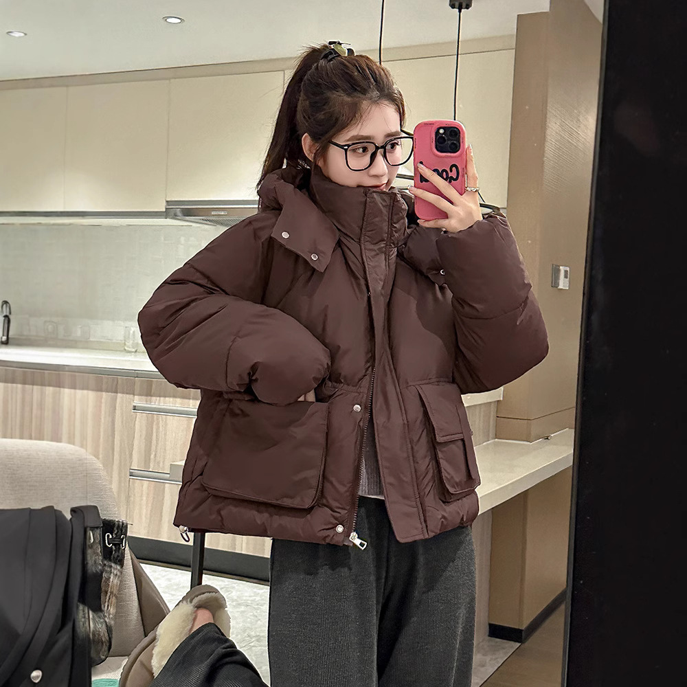 Capa de algodón de pluma corta para mujeres 2024 invierno nuevo estilo coreano de algodón suelto engrosado chaqueta de algodón de moda pequeña chaqueta