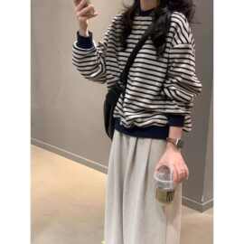 时尚气质条纹圆领卫衣女加密秋冬新款宽松休闲显瘦长袖卫衣女秋冬