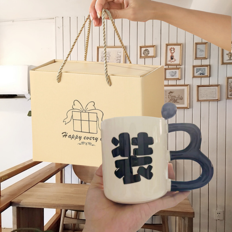 面白いクリエイティブギフトセラミックカップ男性と女性の友人への誕生日プレゼント面白いコーヒーカップ砂彫刻ギフト|undefined